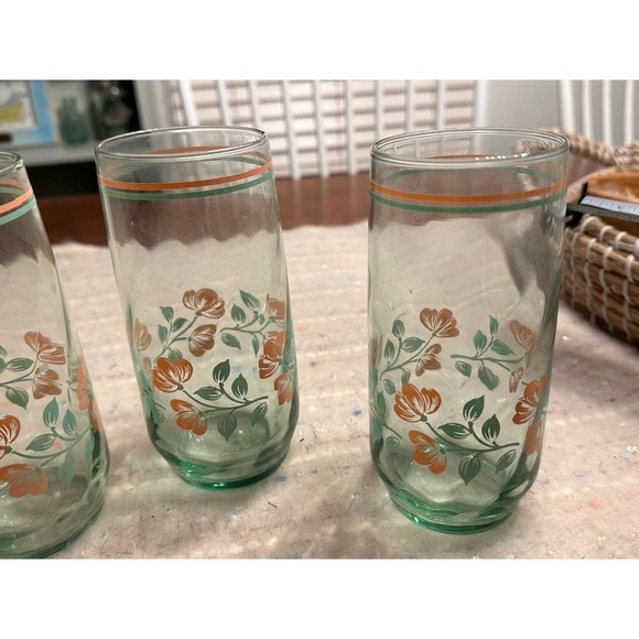 Set of 4 Vintage Libbey Tumblers Glass with Pink Flowers & Green Leaves - Picture 2 of 3